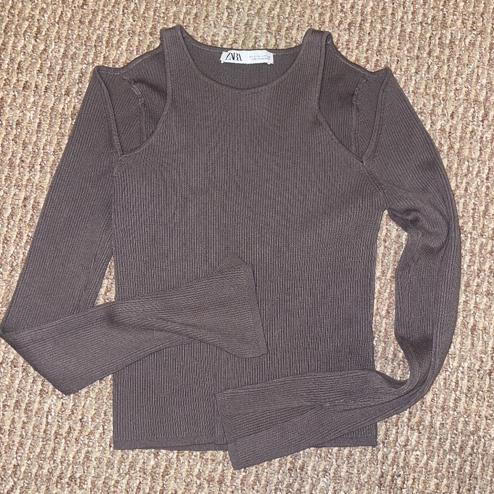 Zara Ribbed Cut Out Long Sleeve